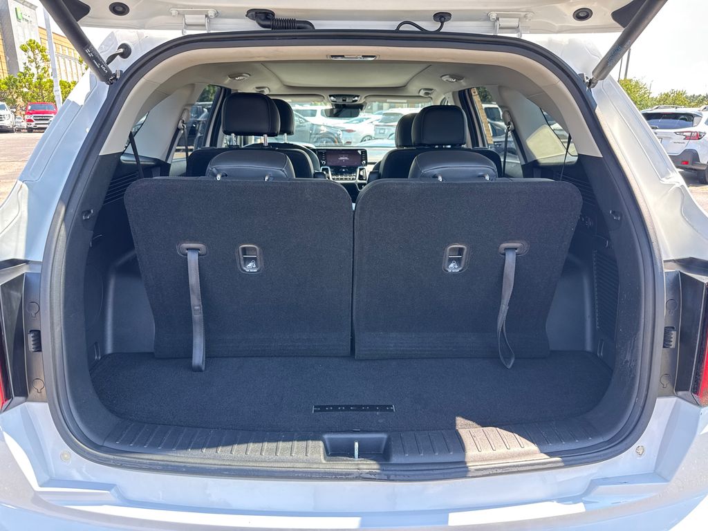 2022 Kia Sorento EX photo 18