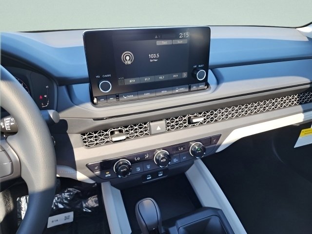 2025 Honda Accord SE photo 22