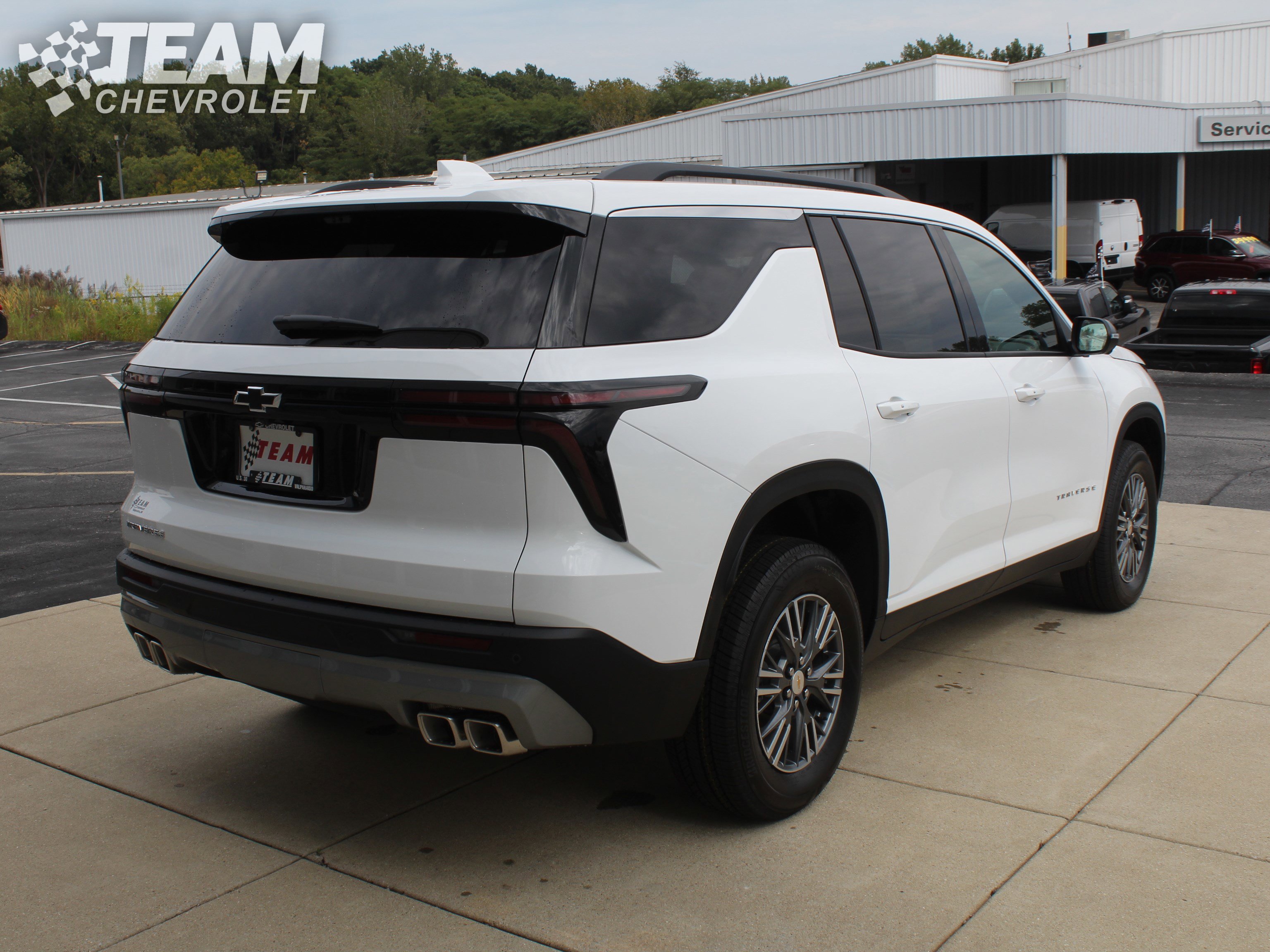 2026 Chevrolet Traverse photo 4