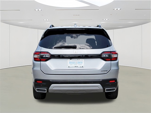2023 Honda Pilot Touring photo 4