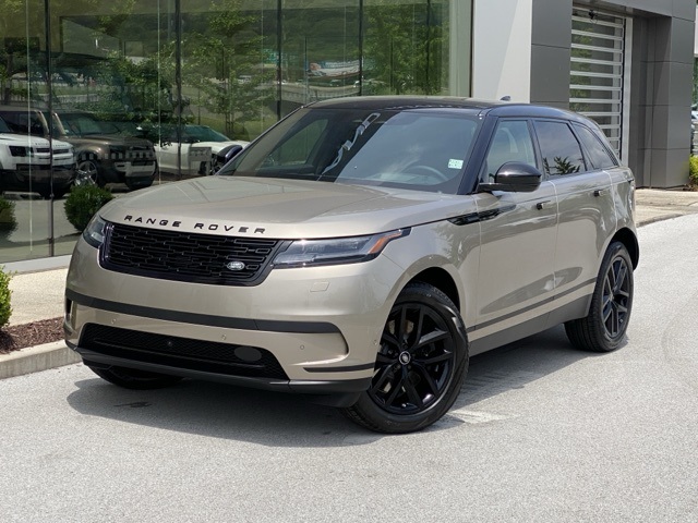 2026 Land Rover Range Rover Velar S's photo