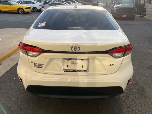 2023 Toyota Corolla LE photo 4