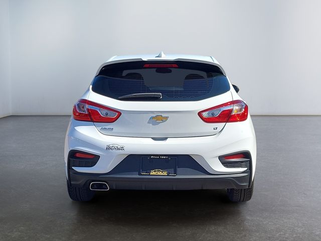 2017 Chevrolet Cruze LT photo 4