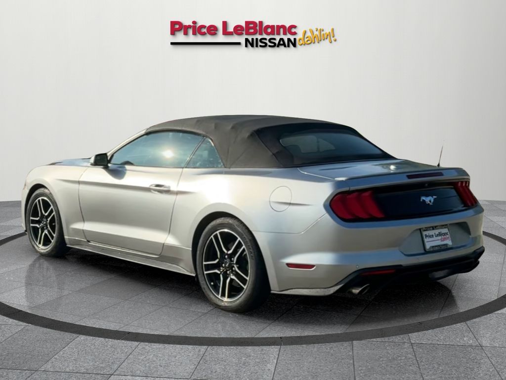 2020 Ford Mustang EcoBoost Premium photo 2