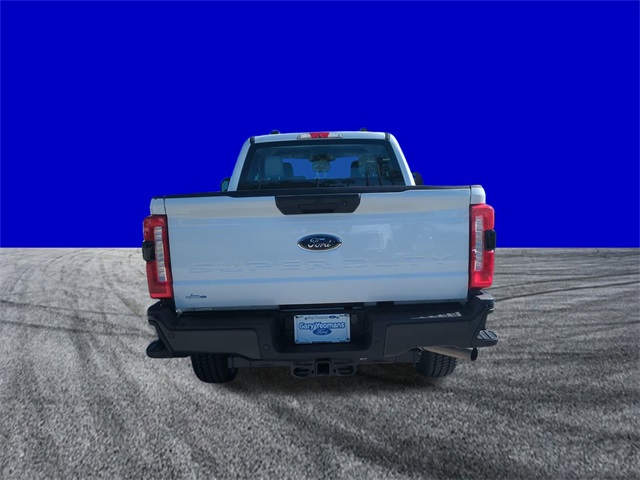 2024 Ford F-350 XL photo 4