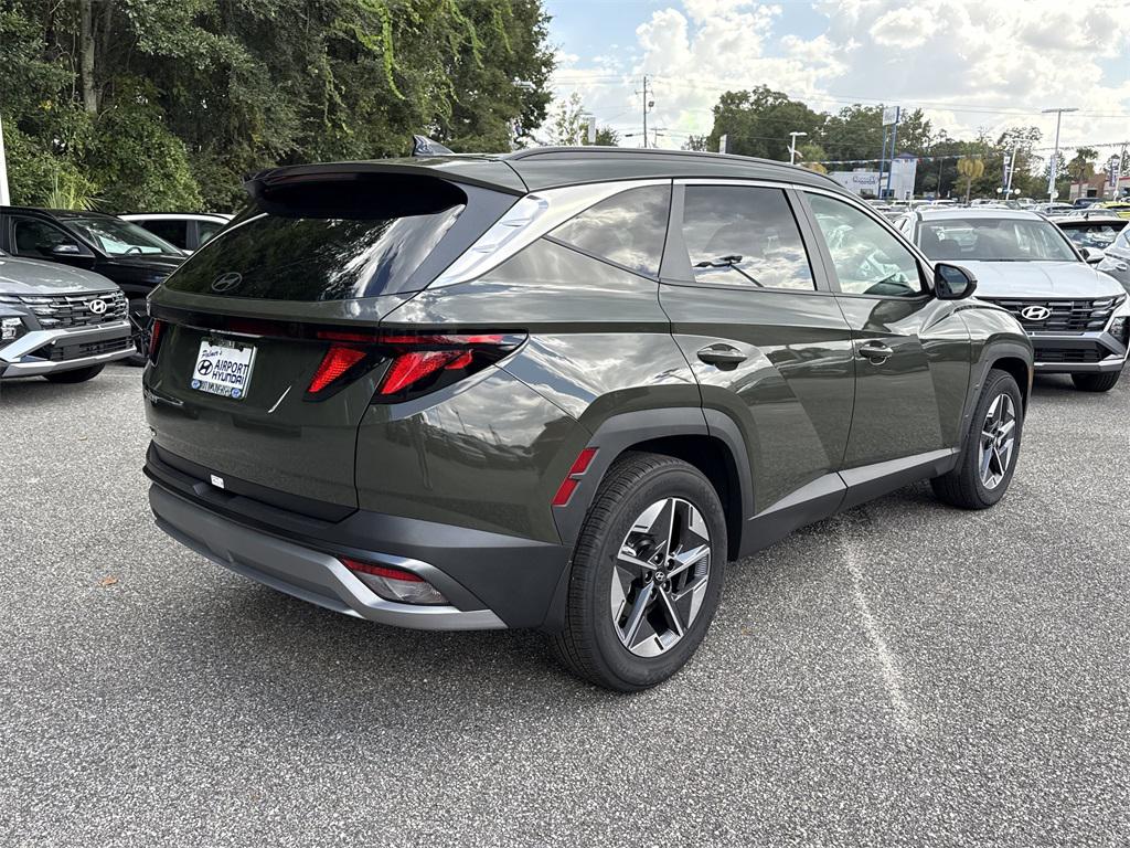 2025 Hyundai Tucson SEL photo 3