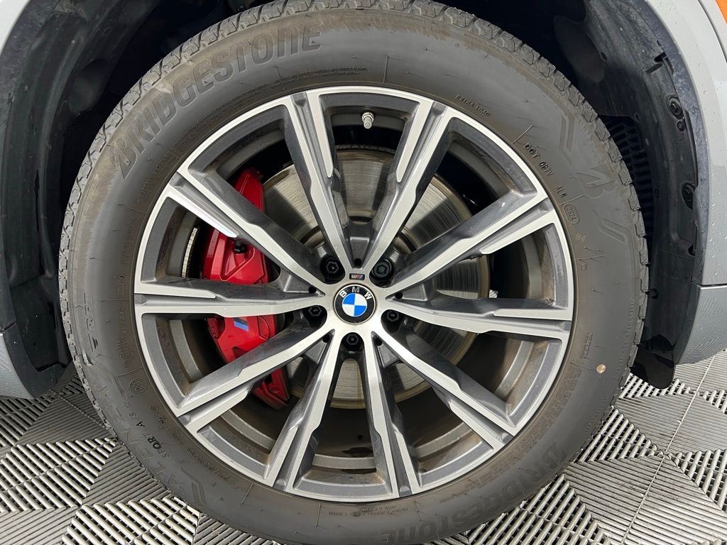 2025 Bmw X5 M60i photo 12