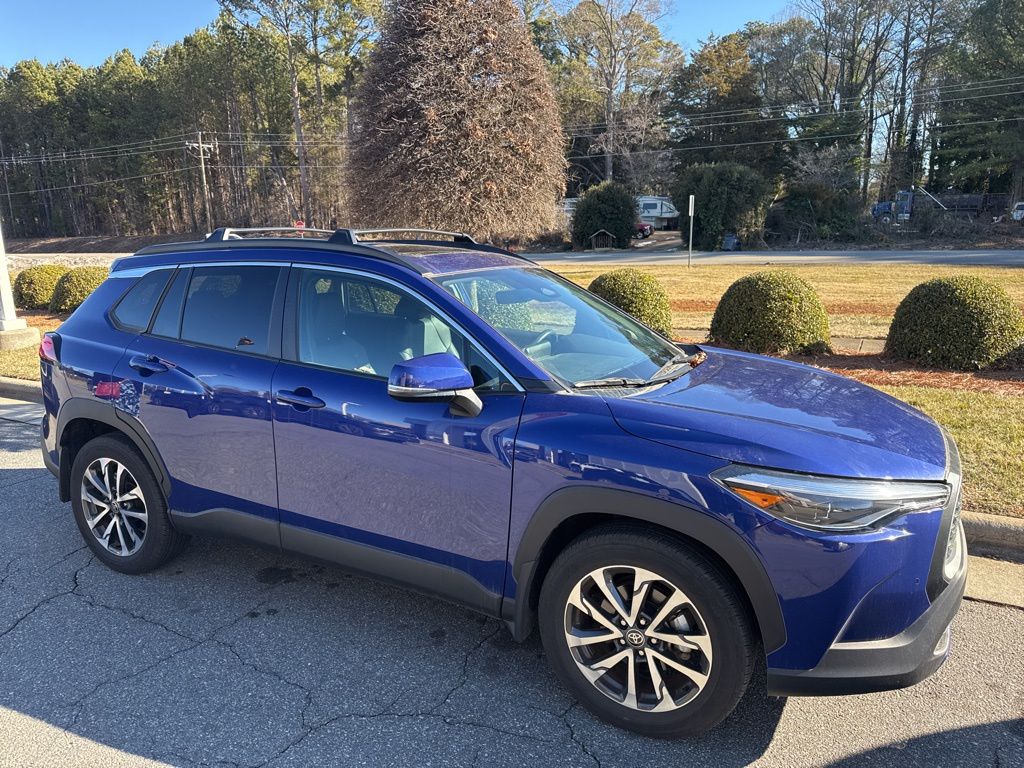 2023 Toyota Corolla Cross XLE