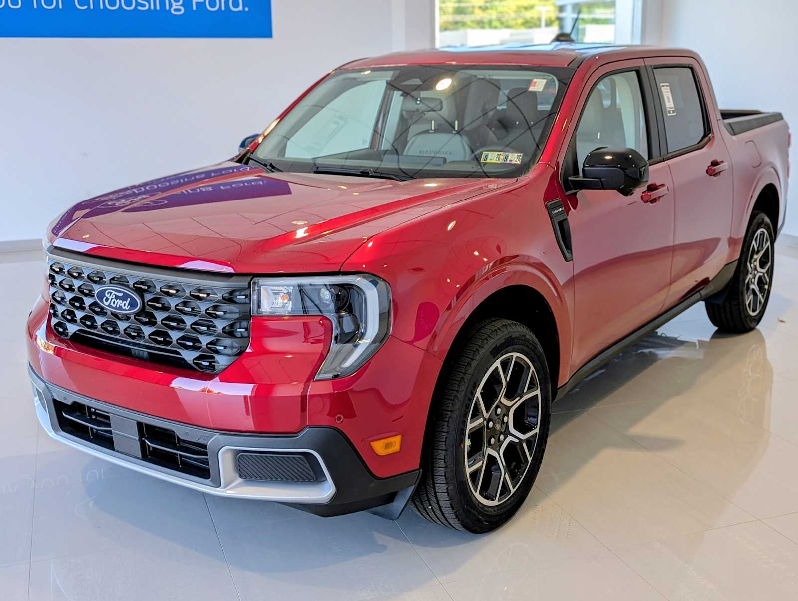 2025 Ford Maverick Lariat's photo