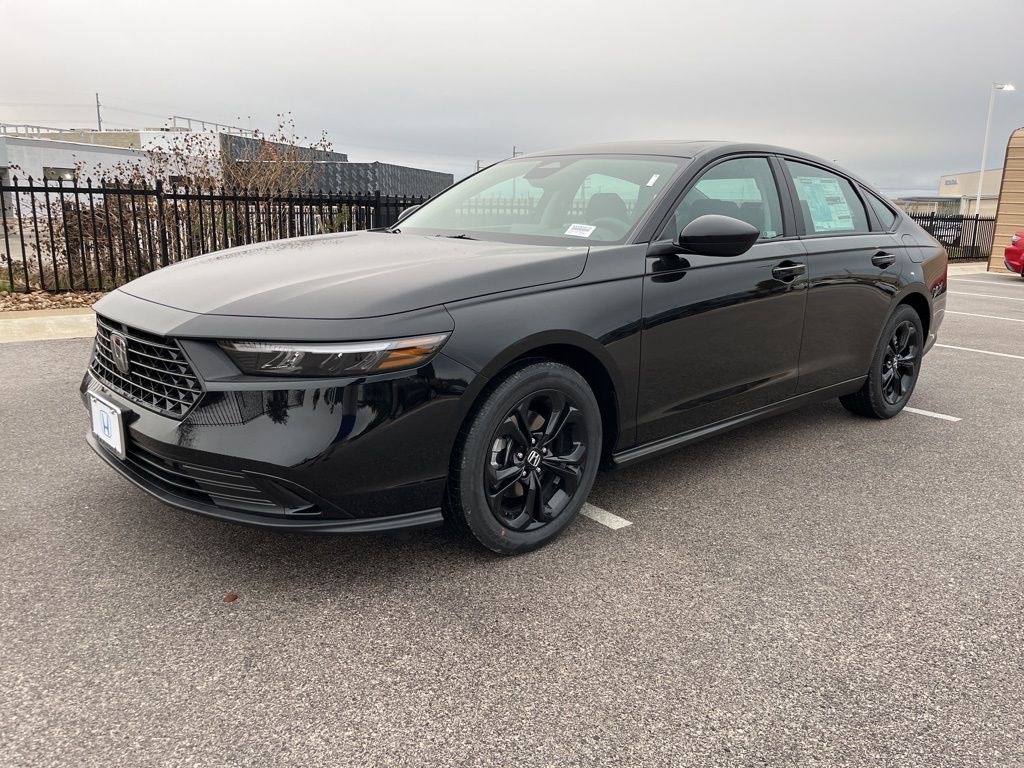 2025 Honda Accord SE's photo