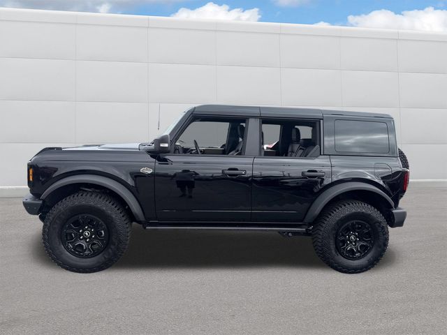 2024 Ford Bronco Wildtrak photo 2