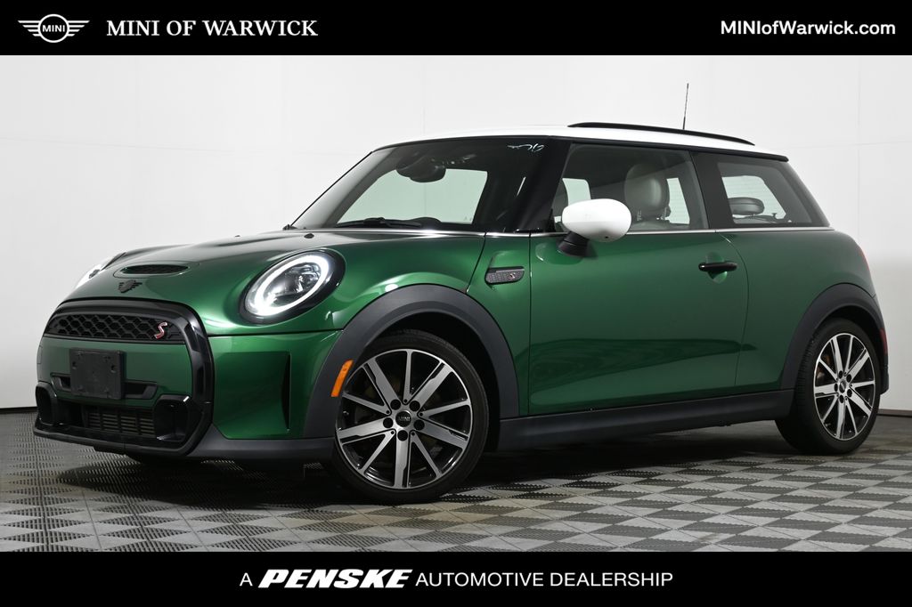 2023 MINI 3 Door