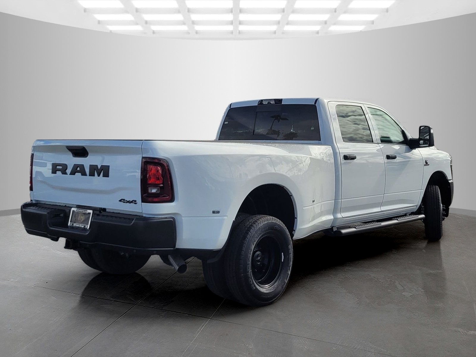 2026 Ram 3500 Tradesman photo 4