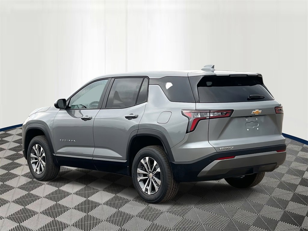 2026 Chevrolet Equinox LT photo 4