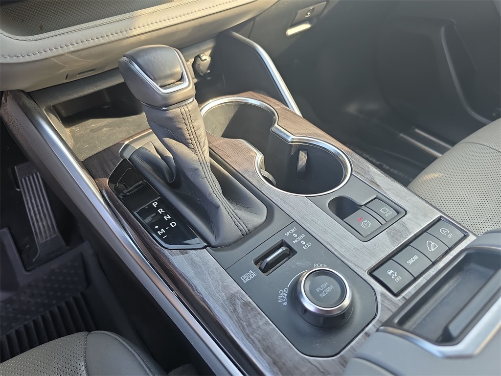 2020 Toyota Highlander Platinum photo 30