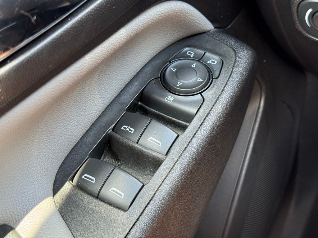 2024 Chevrolet Equinox LT photo 22