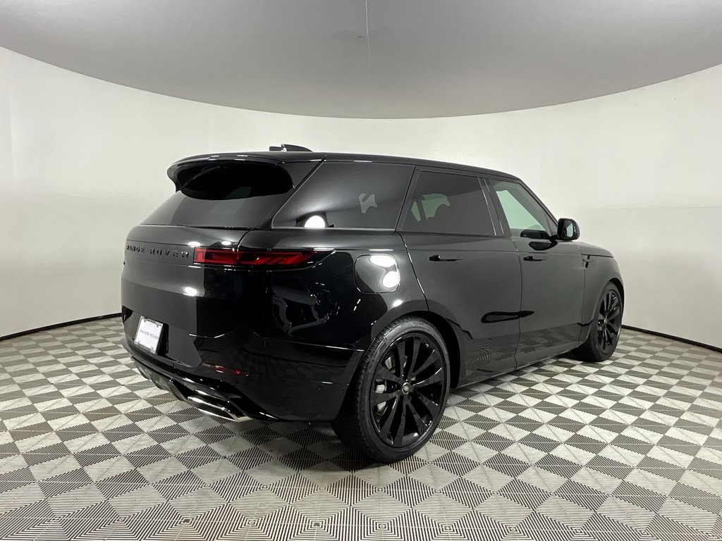 2025 Land Rover Range Rover Sport SE photo 2