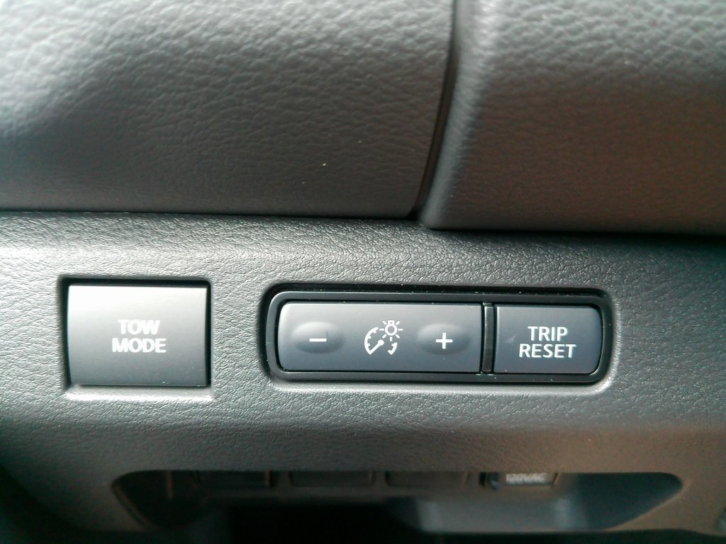 2025 Nissan Frontier King Cab SV photo 35