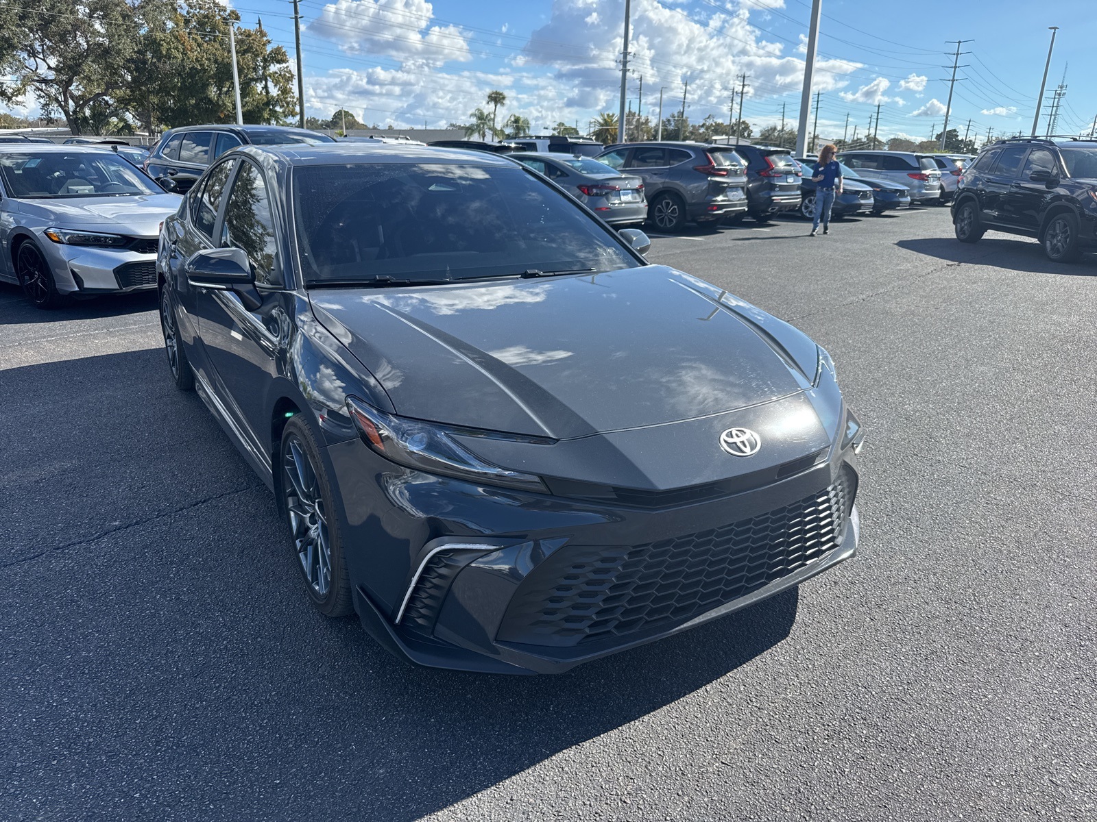 2025 Toyota Camry SE