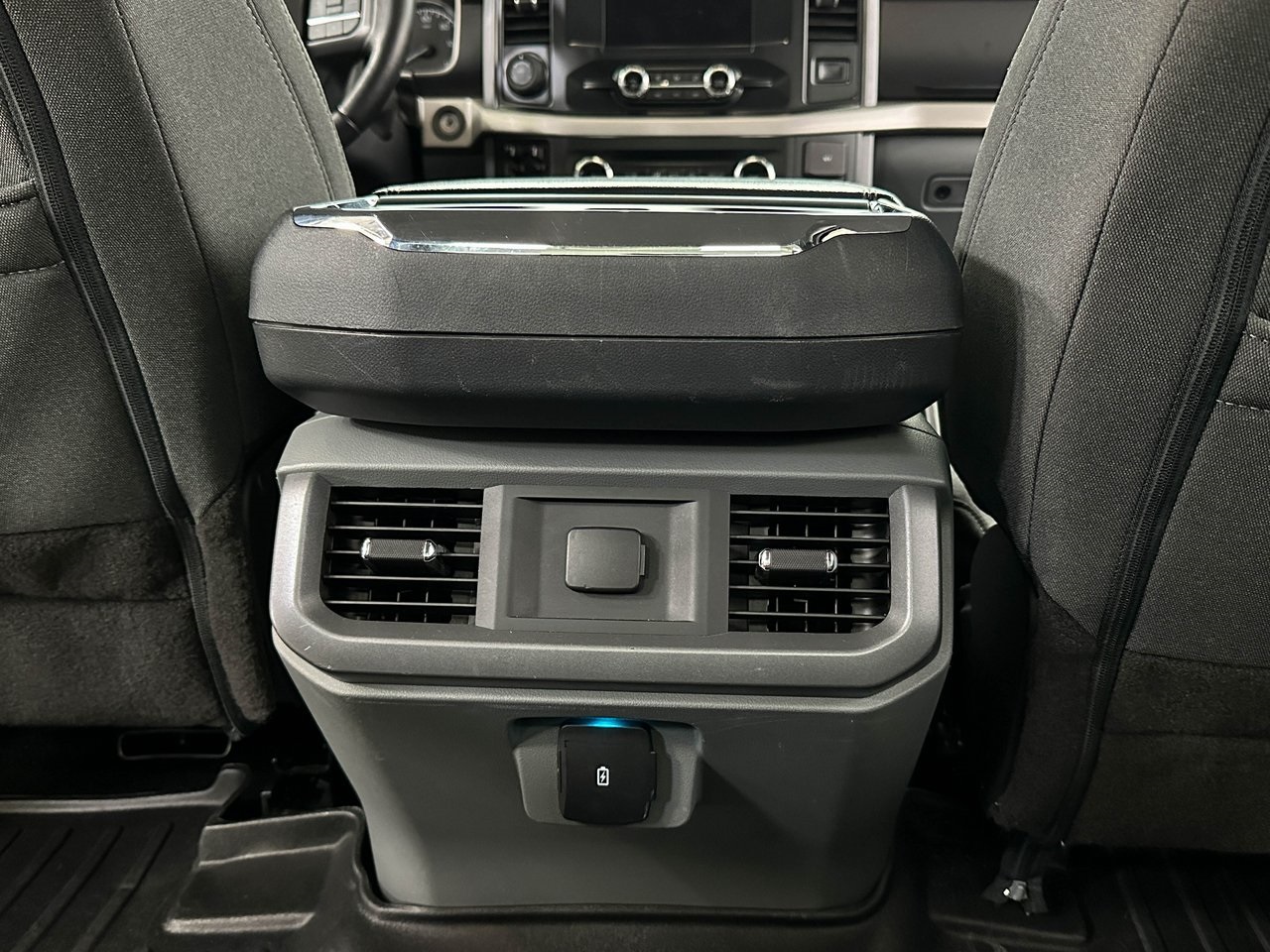 2022 Ford F-150 XLT photo 16