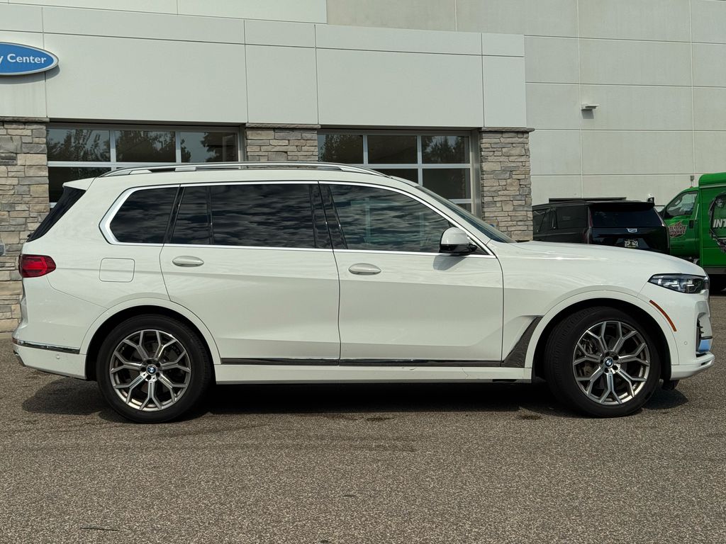 Used 2021 BMW X7 40i with VIN 5UXCW2C08M9D89265 for sale in Coon Rapids, Minnesota