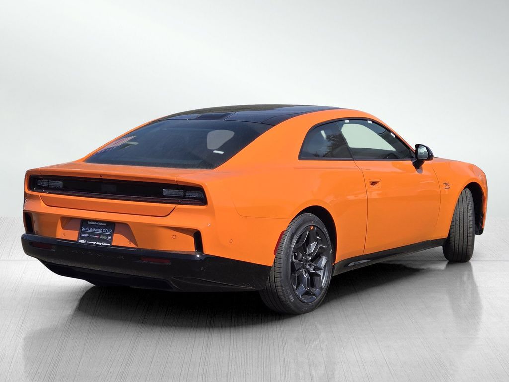 2025 Dodge Charger R/T AWD photo 5