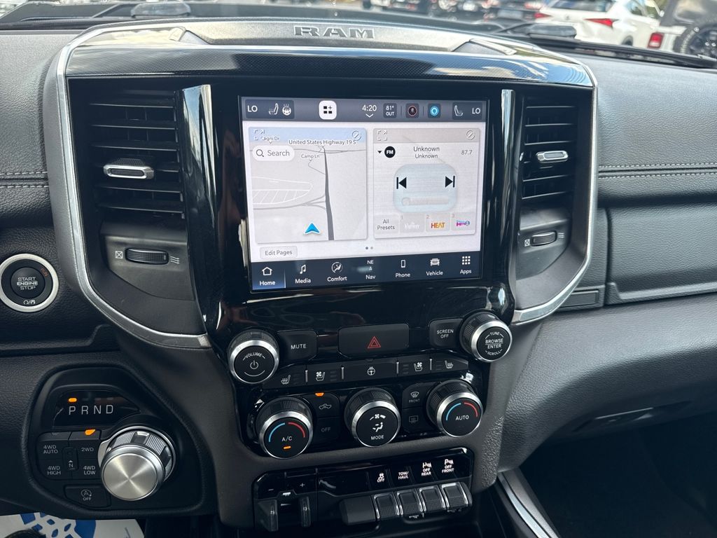 2022 Ram 1500 Laramie photo 16