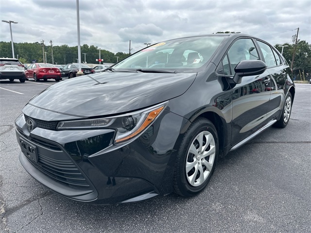 2023 Toyota Corolla LE photo 3