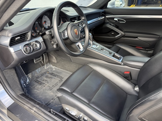 2019 Porsche 911 4S photo 4