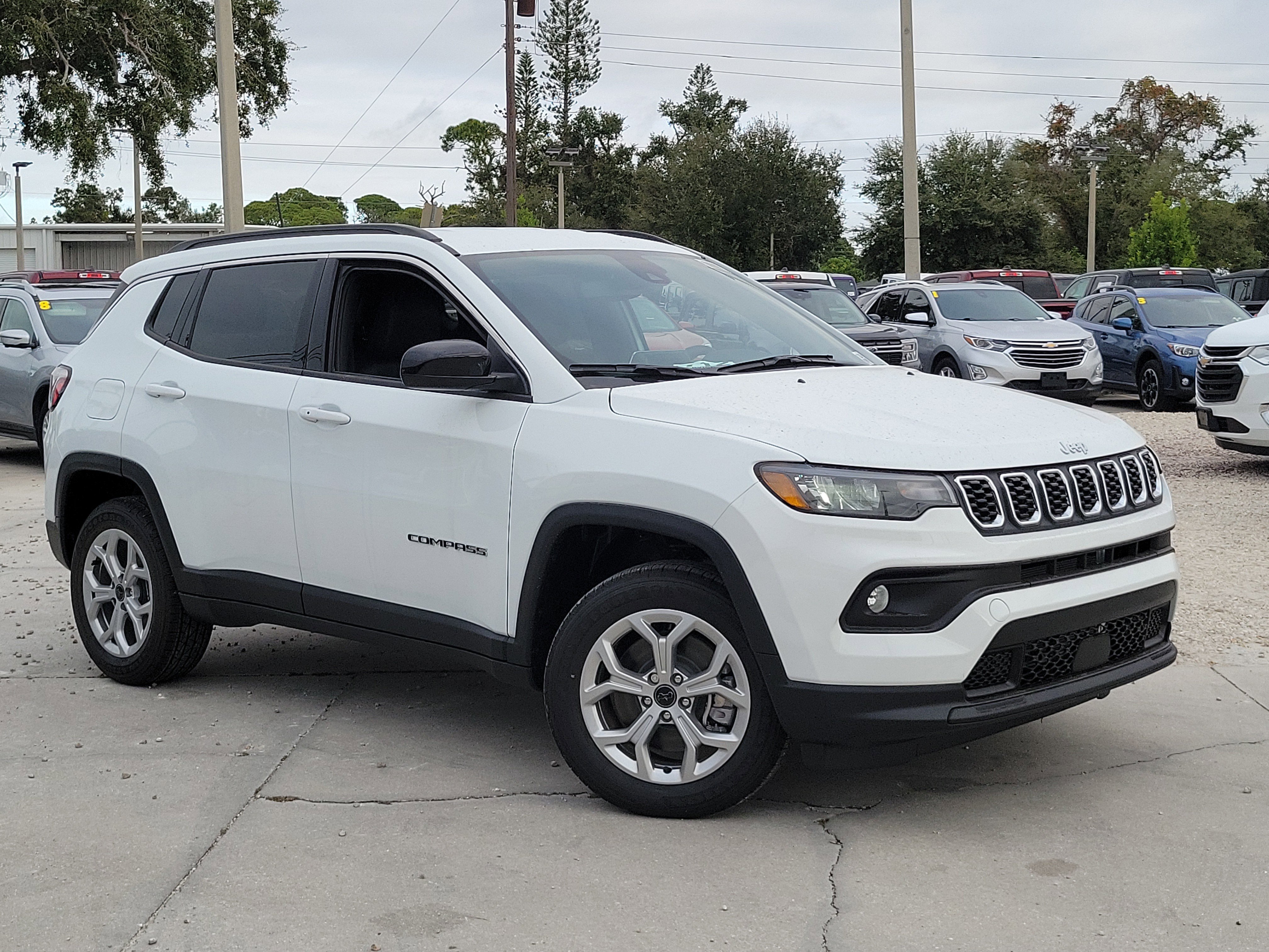 2026 Jeep Compass Latitude's photo