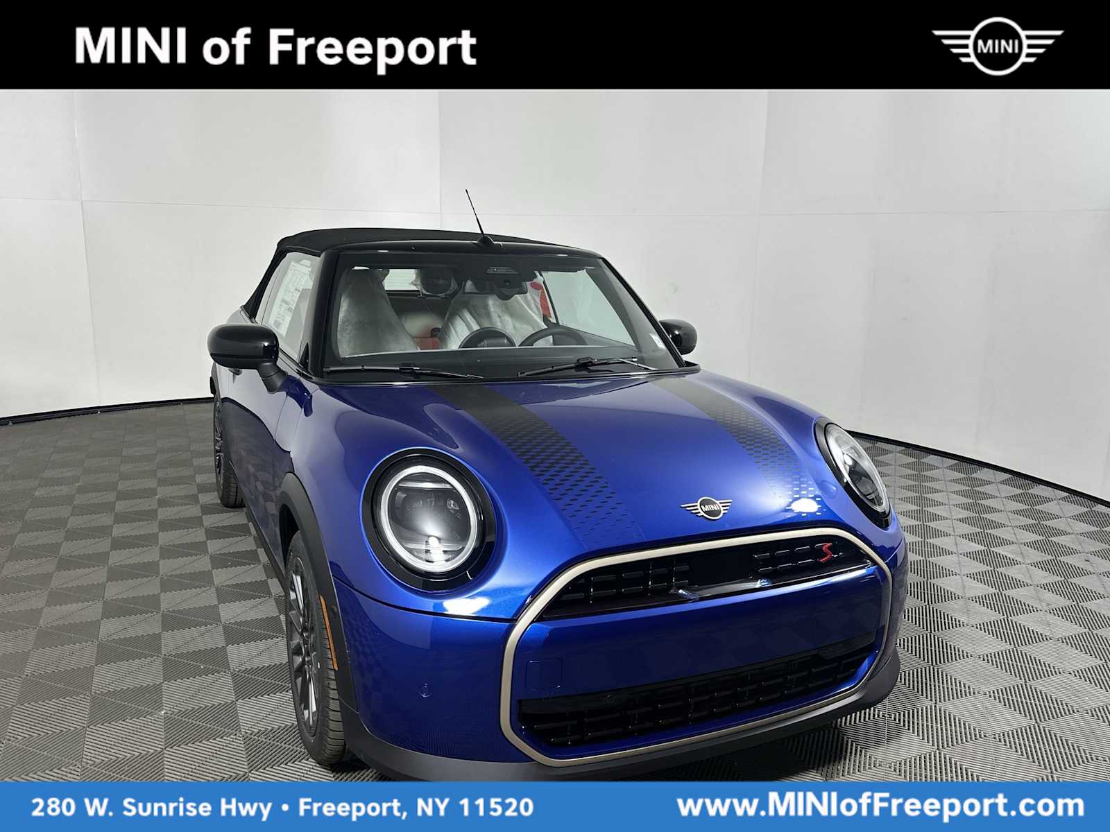 2026 MINI Convertible S's photo