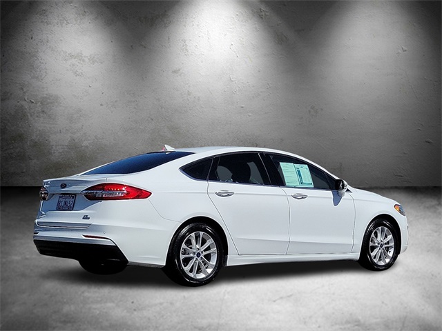 2020 Ford Fusion Hybrid SEL photo 3