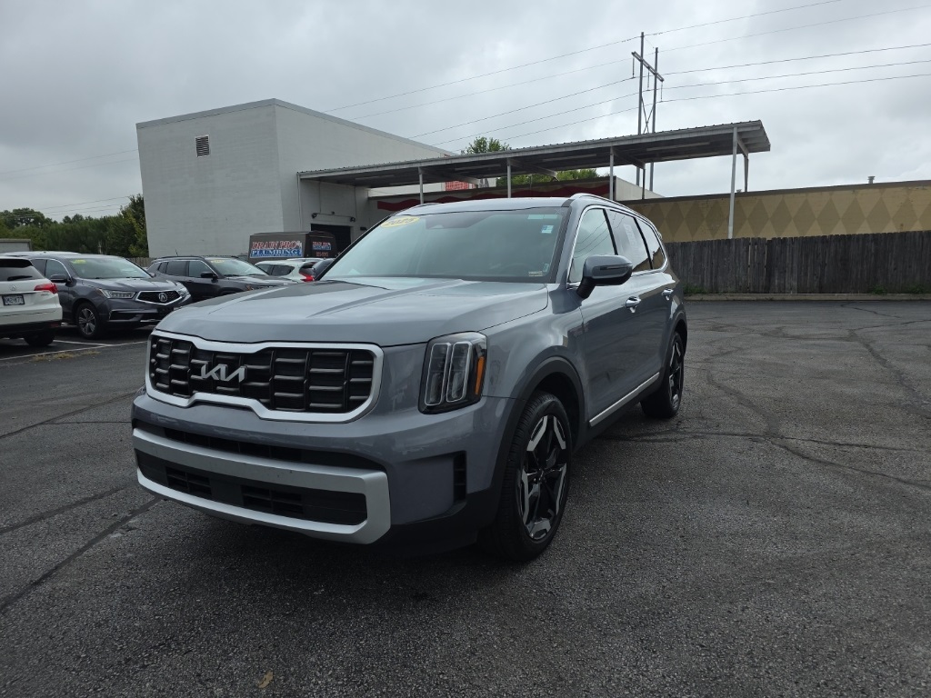 2025 Kia Telluride S photo 4
