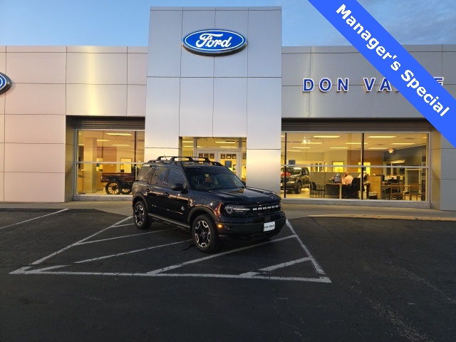 2022 Ford Bronco Sport Outer Banks's photo