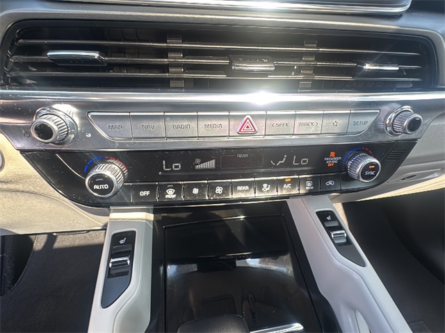 2022 Kia Telluride S photo 26