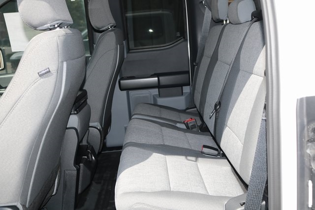 2025 Ford F-150 XL photo 5