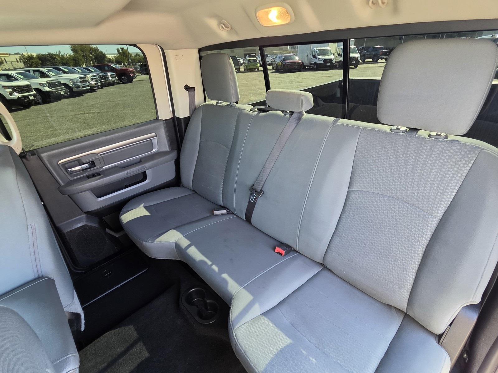 2018 Ram 2500 SLT photo 18