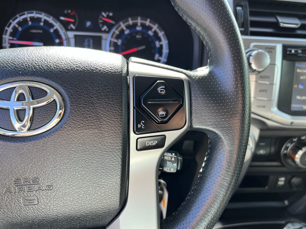 2018 Toyota 4Runner SR5 photo 15