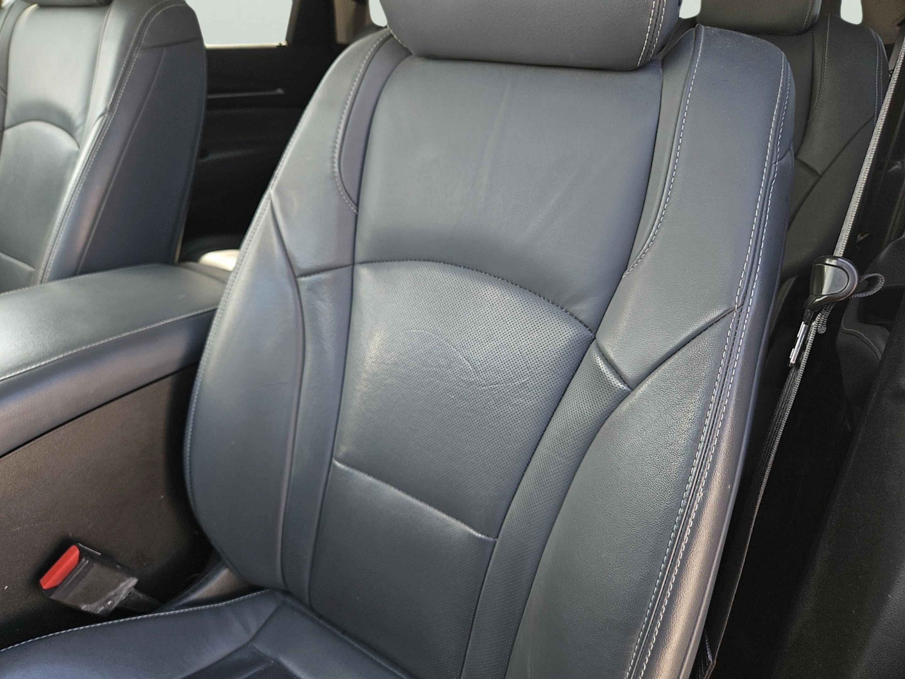 2019 Buick Enclave Essence photo 24