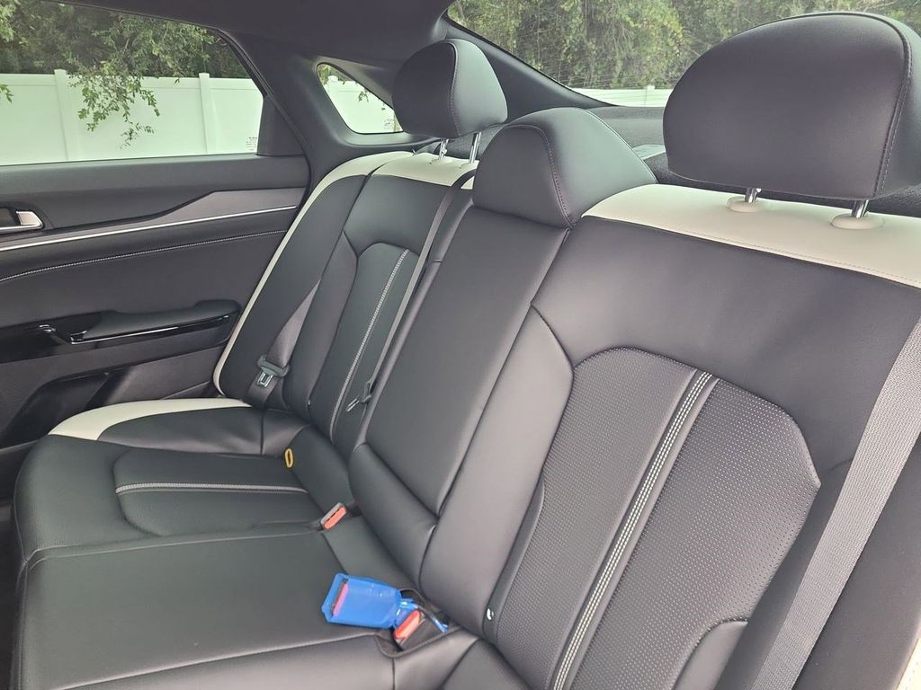 2026 Kia K5 GT-Line photo 14