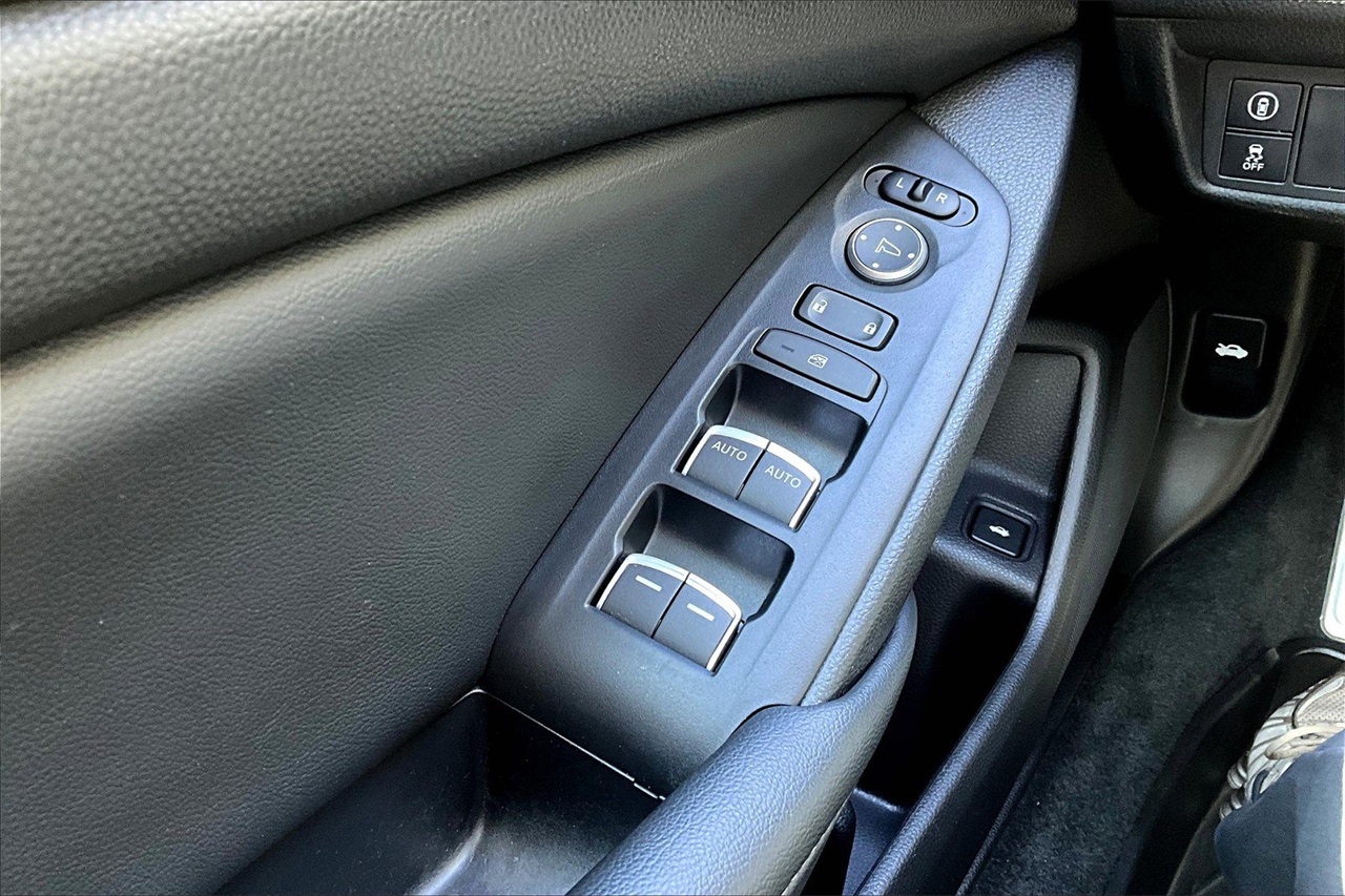 2022 Honda Accord Sport 2.0T photo 24