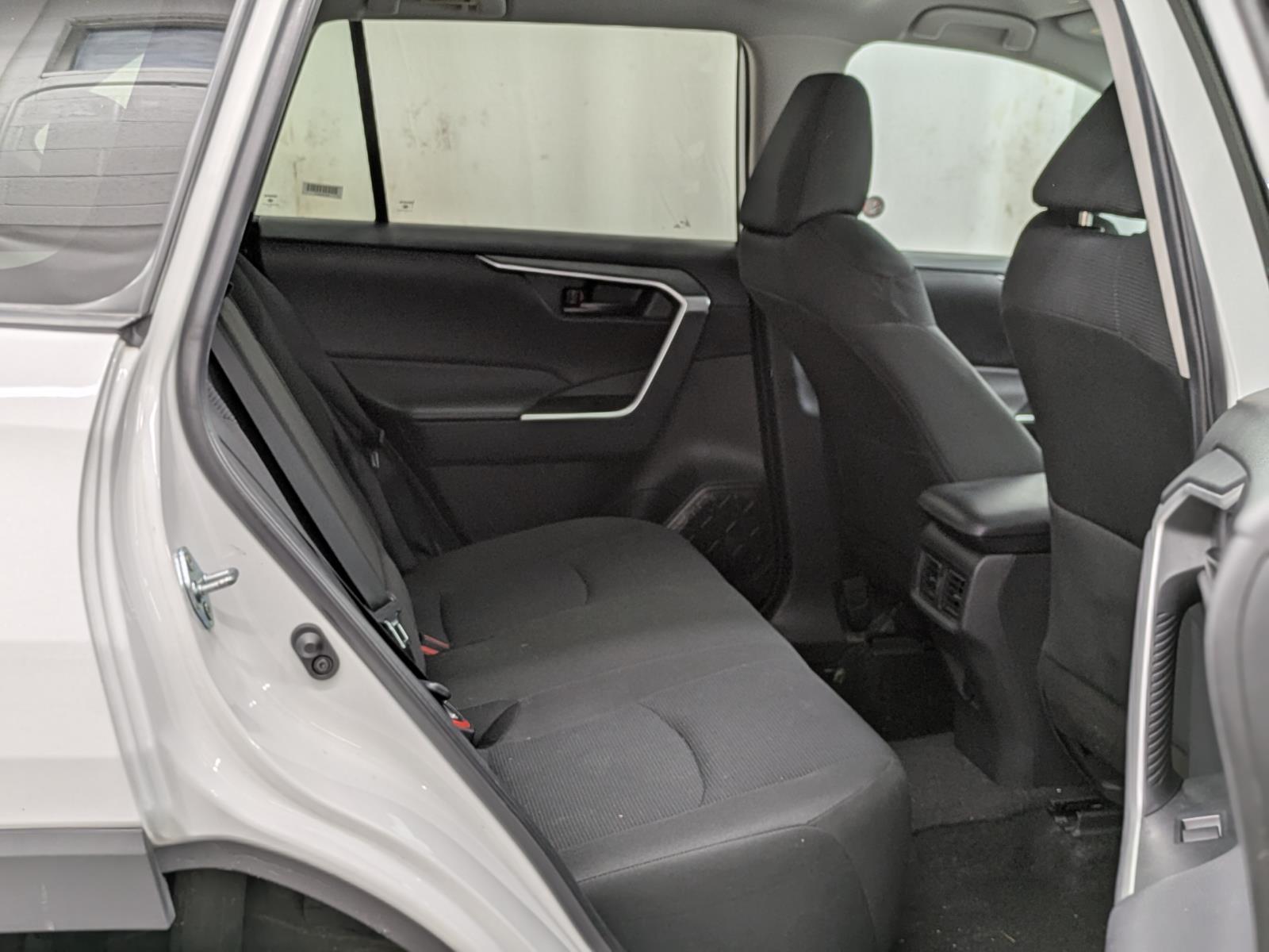 2024 Toyota RAV4 LE photo 2