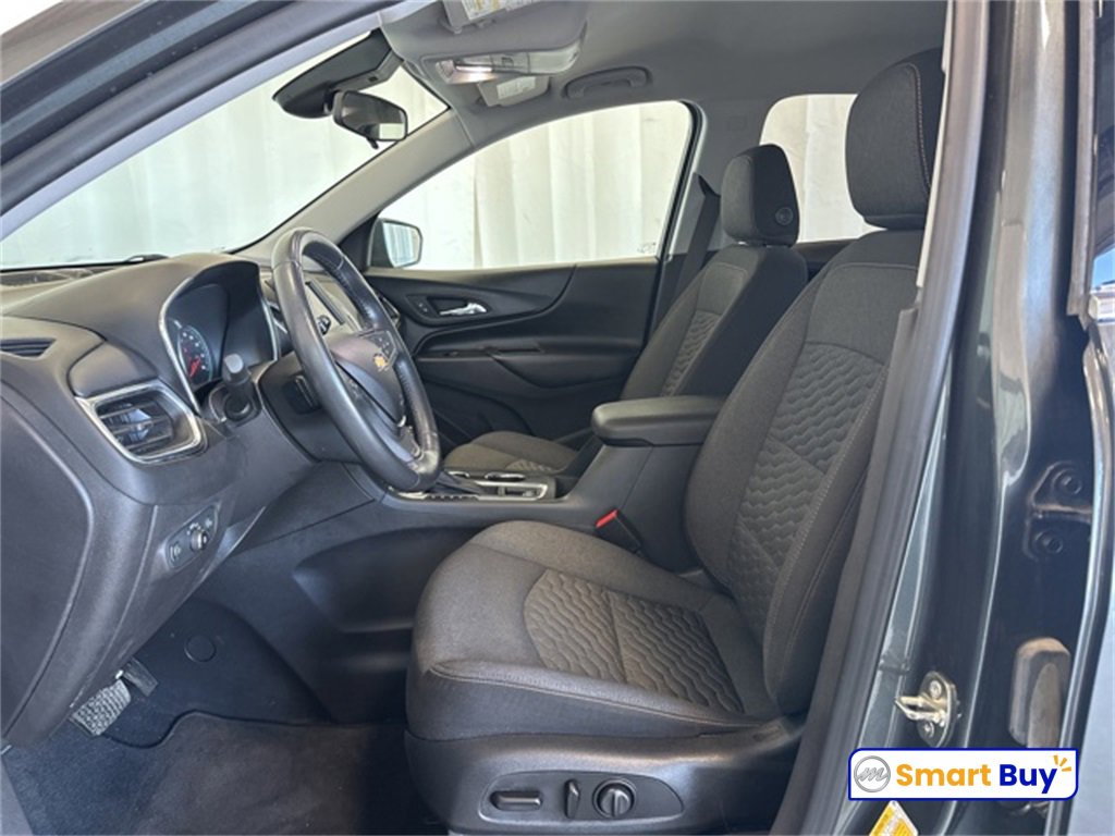 2020 Chevrolet Equinox LT photo 3