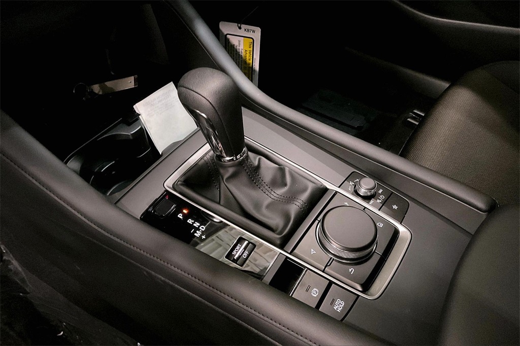 2026 MAZDA MAZDA3 - Image 6