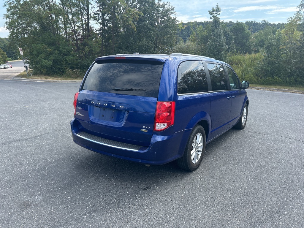 Used 2018 Dodge Grand Caravan SXT with VIN 2C4RDGCG8JR355616 for sale in Harrisonburg, VA