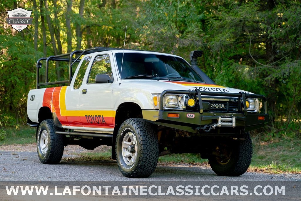 1989 Toyota Pickup's photo
