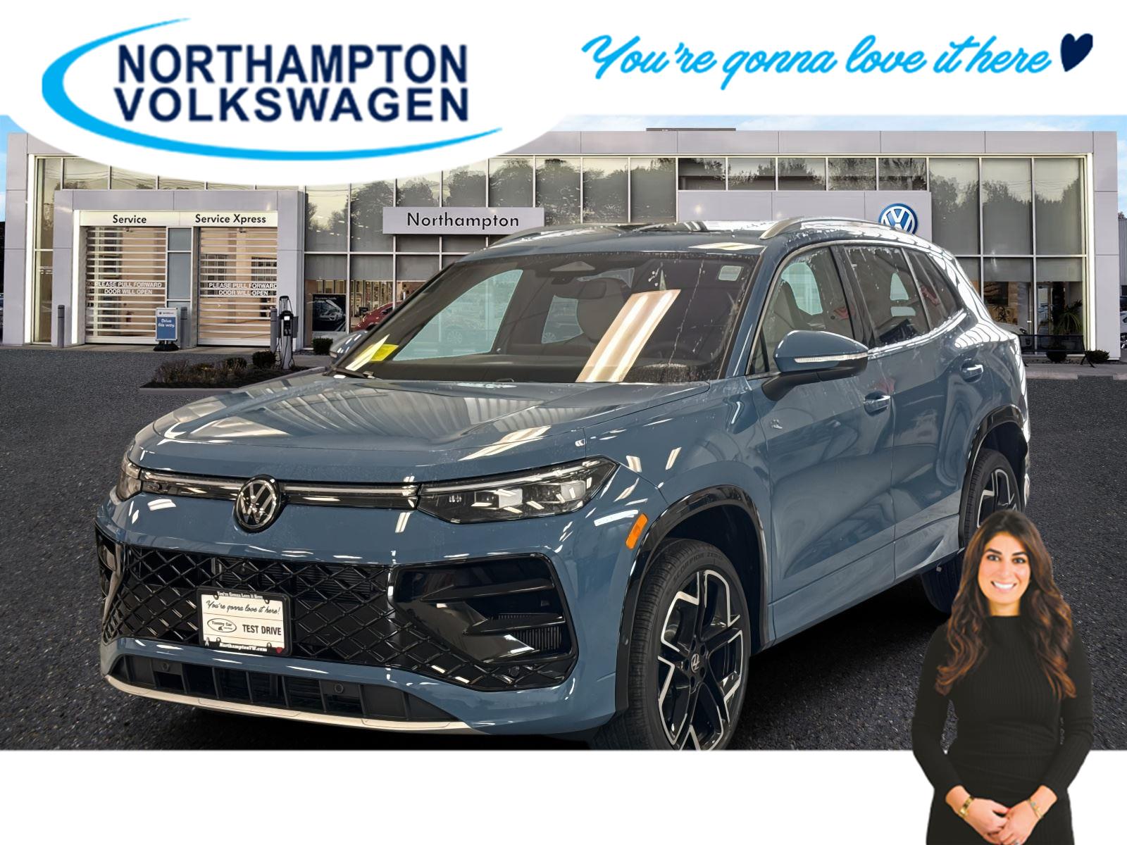 2026 Volkswagen Tiguan SEL R-LINE TURBO's photo