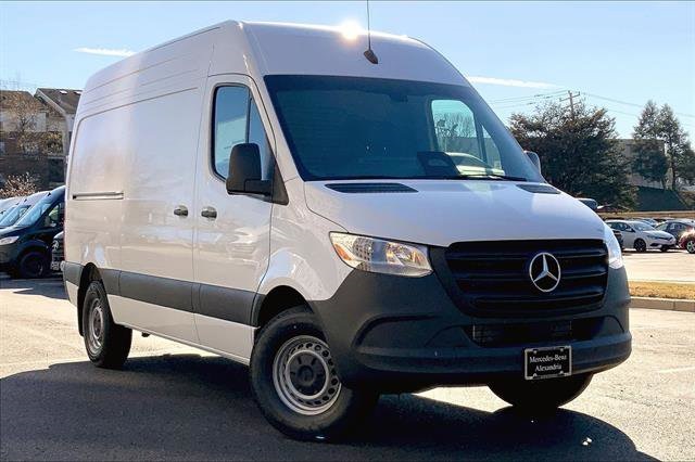 2026 Mercedes-Benz Sprinter Cargo Van Base's photo