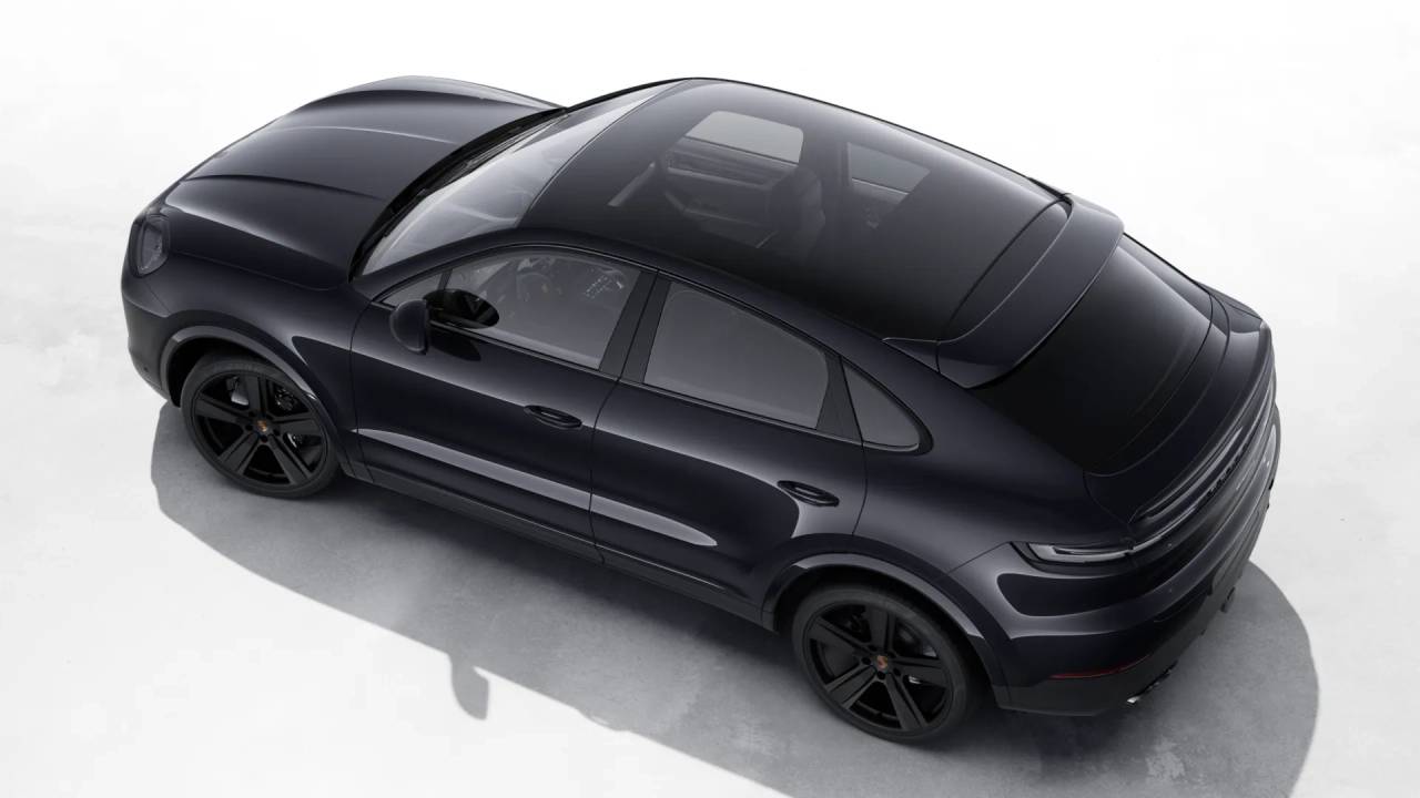 2026 Porsche Cayenne Coupe photo 4