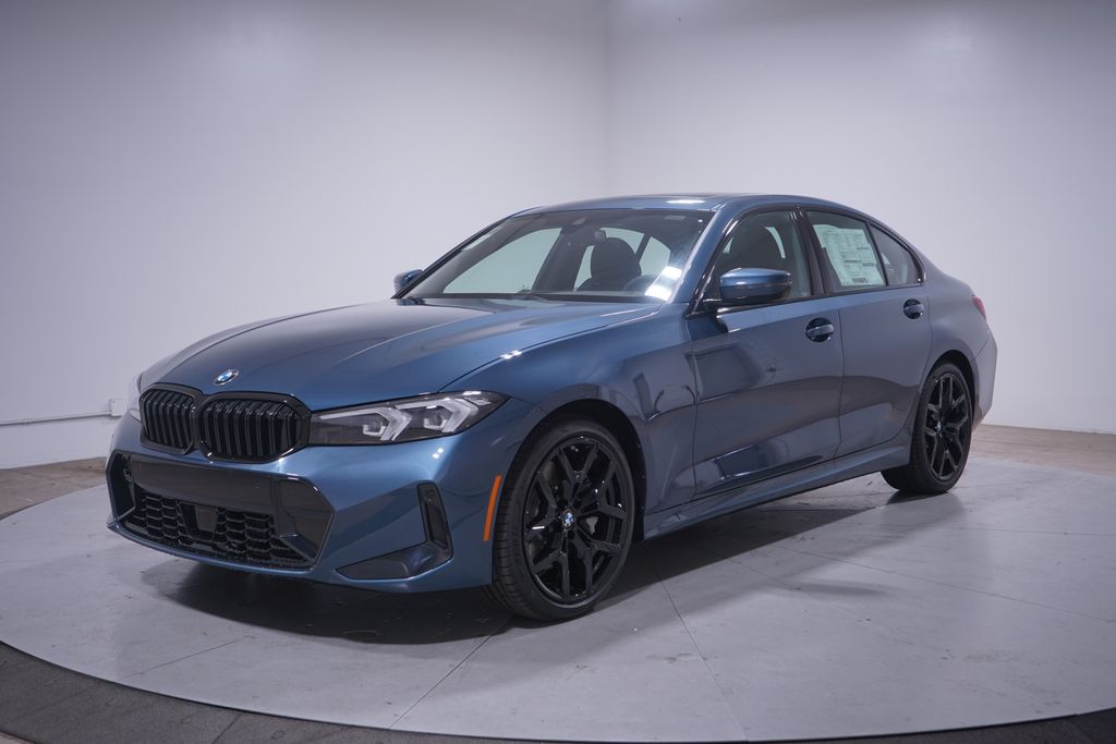 2026 BMW 3 Series 330i's photo